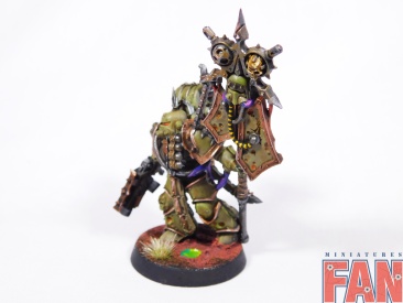Warhammer 40000 Death Guard Plague Marine Icon Bearer (Pro-Painted)