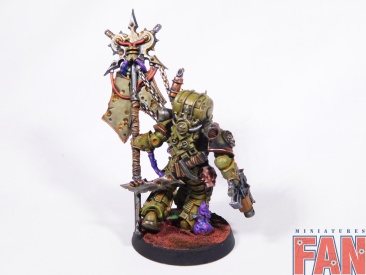 Warhammer 40000 Death Guard Plague Marine Icon Bearer (Pro-Painted)