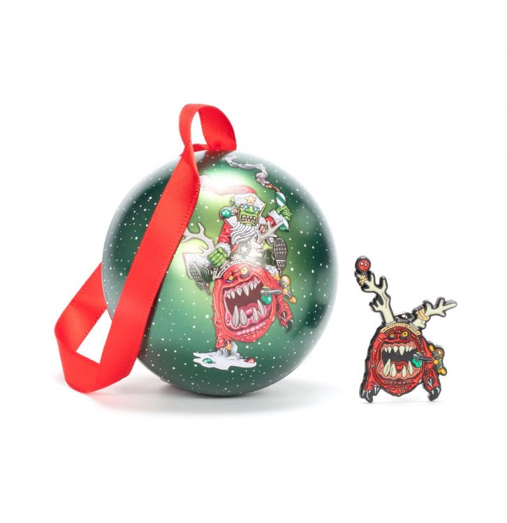 AAA: Da Red Gobbo and Bounca Tree Decoration and Pin Badge (GW Direct)