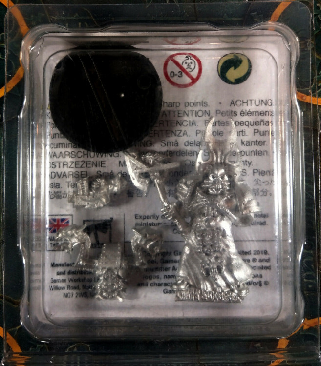 Warhammer 40k Chaos Space Marines Sorcerer with Force Axe (Metal, OOP)