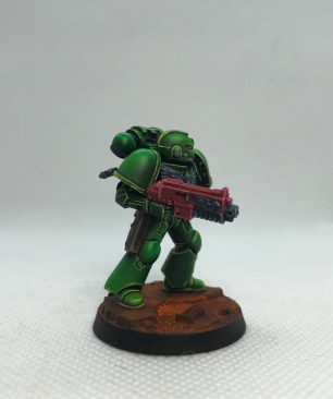 Warhammer 40k Salamanders Tactical Space Marine (Pro-Painted)