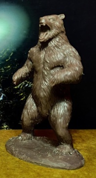 Медведь рычащий