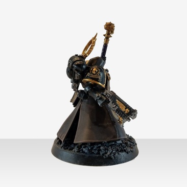 Warhammer 40k Ultramarines Primaris Chaplain (Pro-Painted)