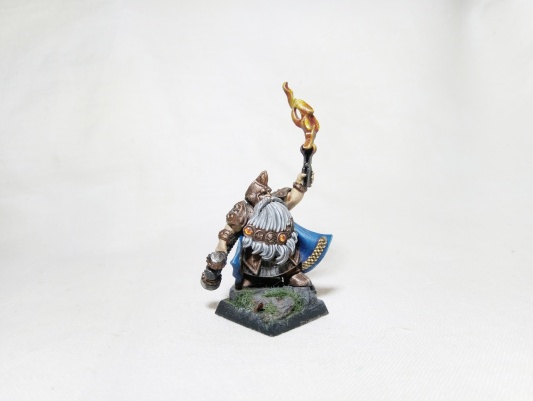 Warhammer Fantasy Battles Age of Sigmar Dwarf Runelord (Pro-Painted)