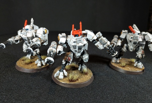 Warhammer 40k Tau Empire XV8 Crisis Battlesuits x3 (Tau Army item №5/9, Pro-Painted)