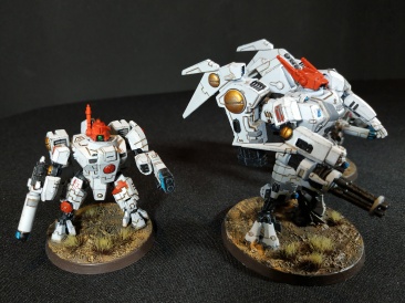 Warhammer 40k Tau Empire Commander and 2x XV8 Crisis Battlesuits (Tau Army item №6/9, Pro-Painted)