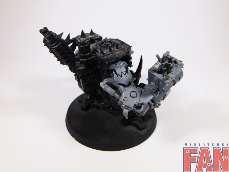 Warhammer 40k Ork Killa Kan (Primed, on magnets)