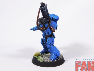 Warhammer 40k Space Marine Ultramarines Sergeant (Pro-Painted)