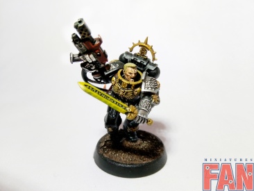 Warhammer 40000 Deathwatch Watch Captain Artemis (Pro-Painted)