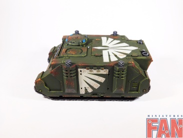Warhammer 40k Dark Angels Space Marines Rhino (Pro-Painted)