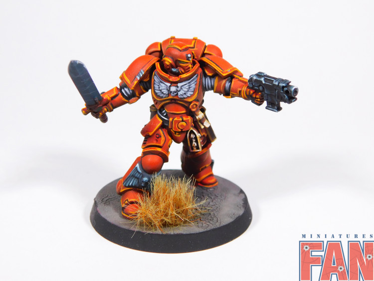 Warhammer 40k Space Marine Blood Angels Primaris Lieutenant (Pro-Painted)