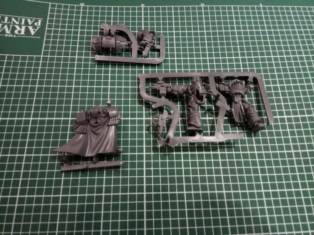 Praetor in cataphractii terminator armour Steloc Aethon
