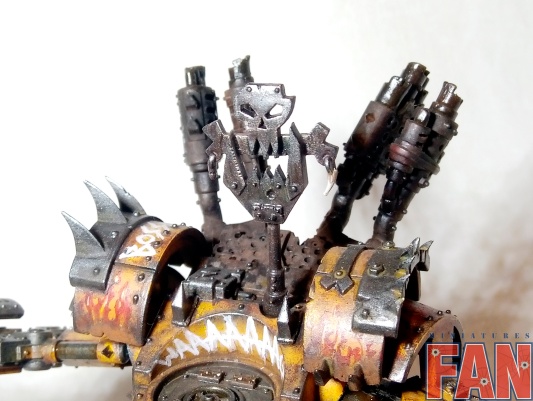 Warhammer 40000 Ork Deff Dread (Pro-Painted)