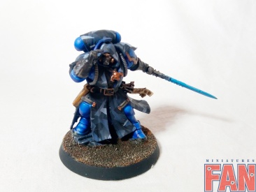 Warhammer 40k Space Marine Primaris Librarian in Phobos Armour (Pro-Painted)
