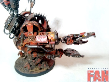 Warhammer 40k Ork Deff Dread (Pro-Painted)