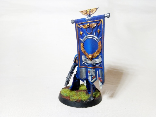 Warhammer 40k Space Marine Ancient (Pro-Painted)