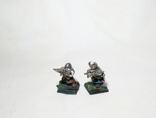 Warhammer Fantasy Battles AOS Dwarf Crossbowmen x10 (Pro-Painted)