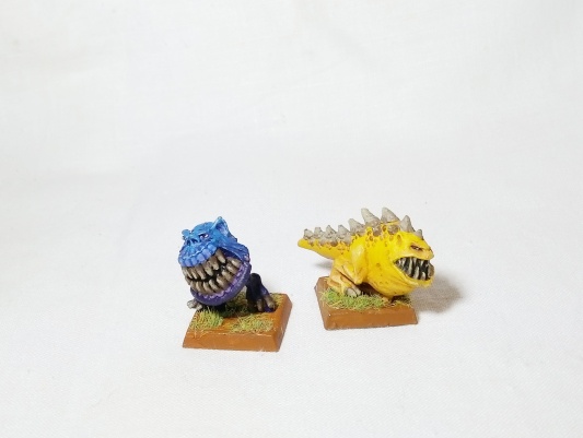 Warhammer Fantasy AOS Orcs &amp; Goblins Fanatics x2 + Squig Herder (Painted)