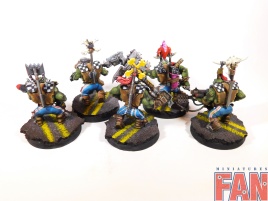 Warhammer 40k Ork Nobz x5 (Pro-Painted)