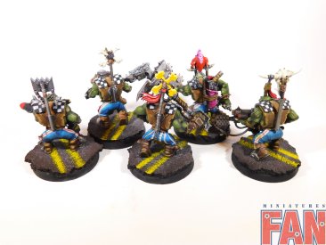 Warhammer 40k Ork Nobz x5 (Pro-Painted)