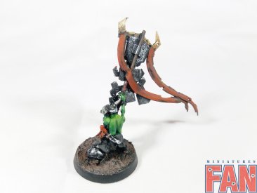 Warhammer 40k Space Ork Warboss Ghazghkull Thraka and Makari (Pro-Painted)