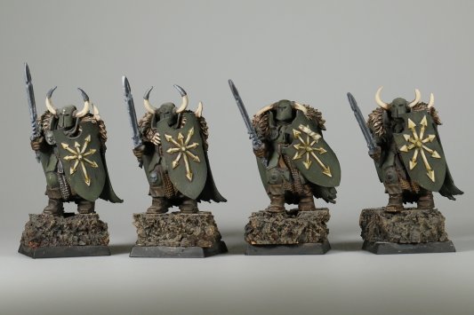 Warhammer Fantasy Battles Chaos Warriors x4 (99120201047) (Painted)