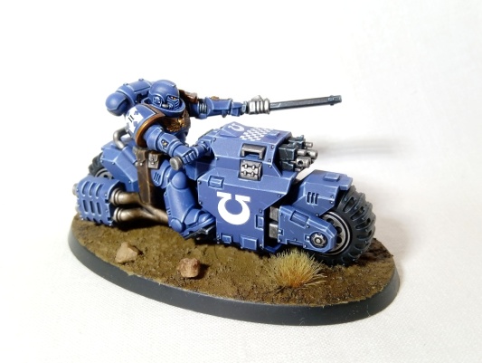 Warhammer 40k Space Marine Ultramarines Primaris Outriders x3 (Pro-Painted)