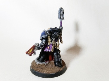 Warhammer 40000 Space Marine Primaris Chaplain (Pro-Painted)