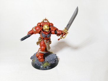 Warhammer 40k Blood Angels Primaris Lieutenant Tolmeron (Pro-Painted) Gold Helmet