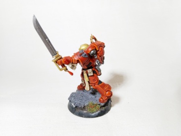 Warhammer 40k Blood Angels Primaris Lieutenant Tolmeron (Pro-Painted) Gold Helmet