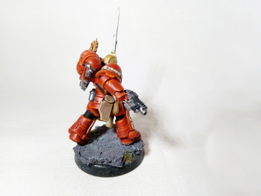 Warhammer 40k Blood Angels Primaris Lieutenant Tolmeron (Pro-Painted) Gold Helmet