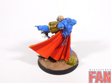 Warhammer 40k Space Marines Ultramarines Primaris Captain (Pro-Painted)