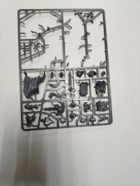 Archaon Everchosen частично собранный