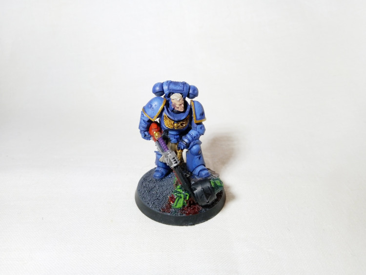 Warhammer 40k Space Marines Sergeant Jovan (Pro-Painted)