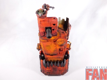 Warhammer 40k Ork Battlewagon (Pro-Painted)
