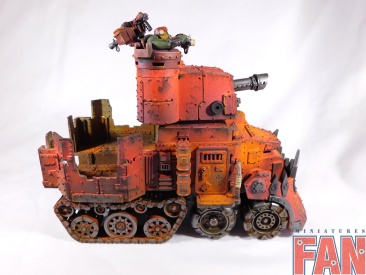 Warhammer 40k Ork Battlewagon (Pro-Painted)