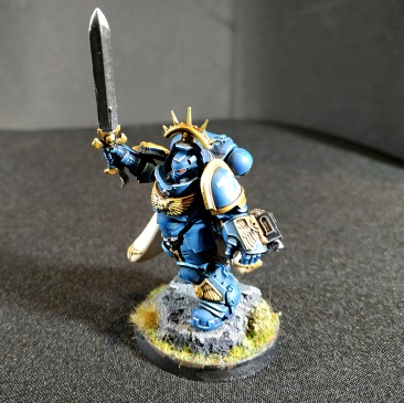 Warhammer 40k Space Marines Primaris Captain in Gravis armour (Pro-Painted)