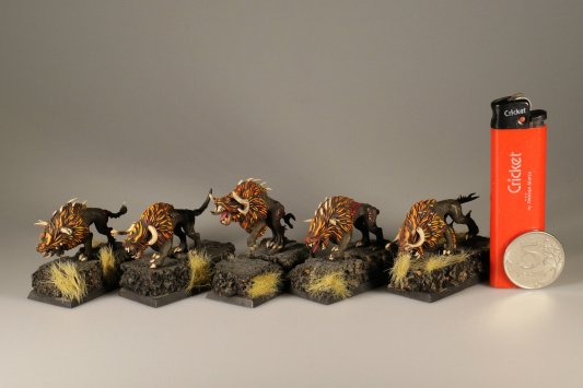 Warhammer Fantasy Battles Chaos Warhounds x5 (99120201009) (Painted)