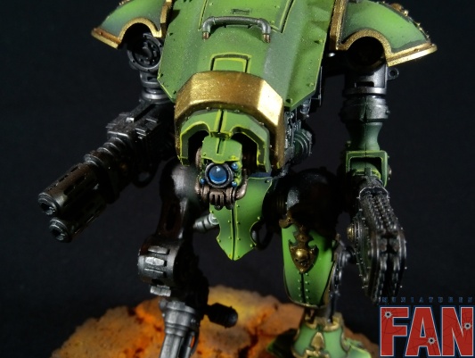 Warhammer 40000 Imperial Knights Armiger Warglaive (Pro-Painted)